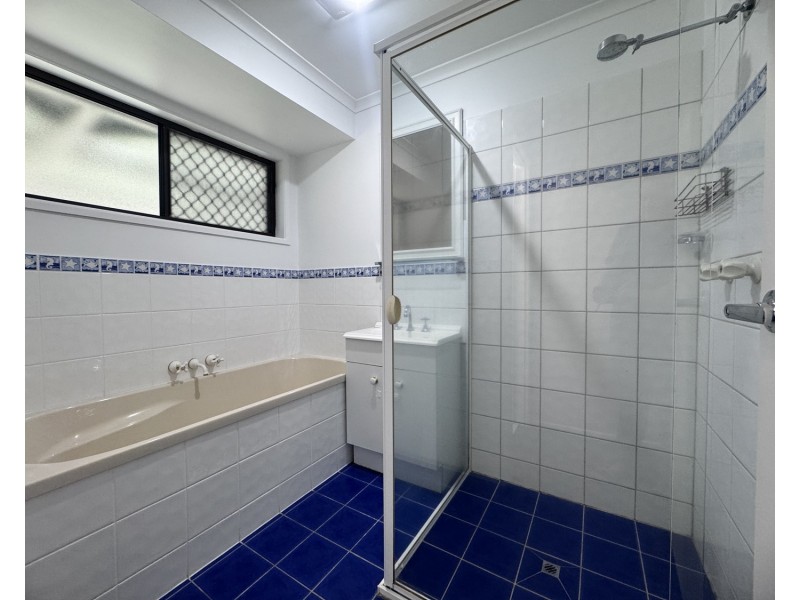 8/16-22 Hollywood Place, Oxenford QLD 4210