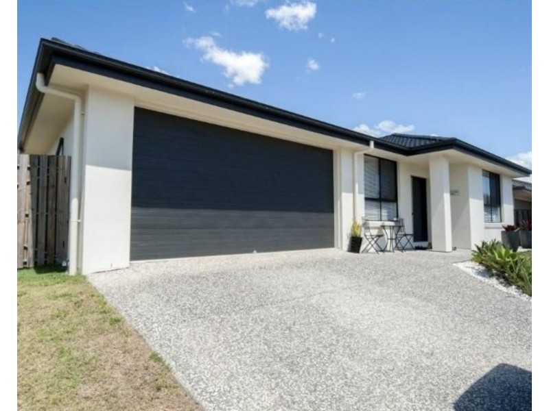 10 Treecreeper Crescent, Upper Coomera QLD 4209