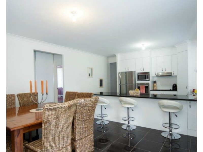 10 Treecreeper Crescent, Upper Coomera QLD 4209