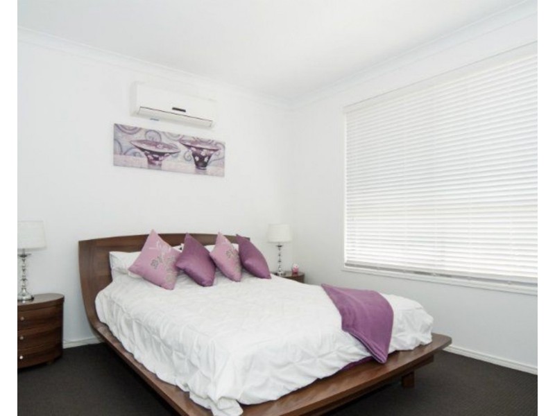 10 Treecreeper Crescent, Upper Coomera QLD 4209