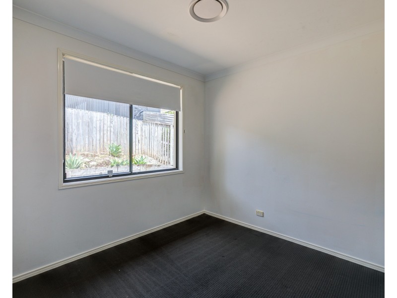 10 Treecreeper Crescent, Upper Coomera QLD 4209