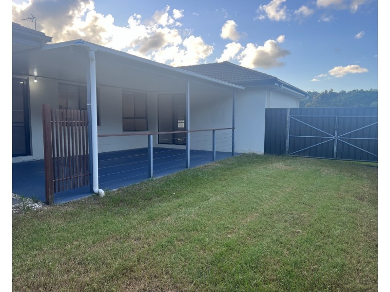 10 Treecreeper Crescent, Upper Coomera QLD 4209
