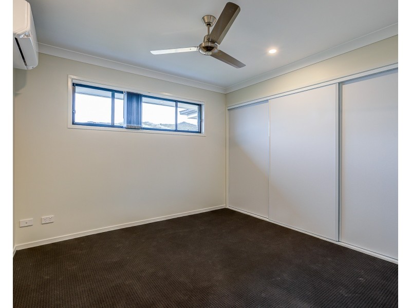 1/13 Seaford Street, Pimpama QLD 4209
