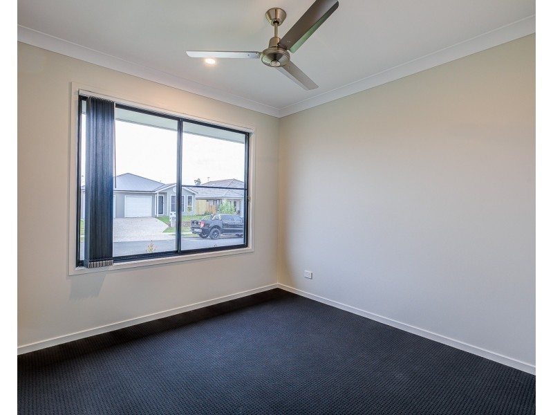 1/13 Seaford Street, Pimpama QLD 4209