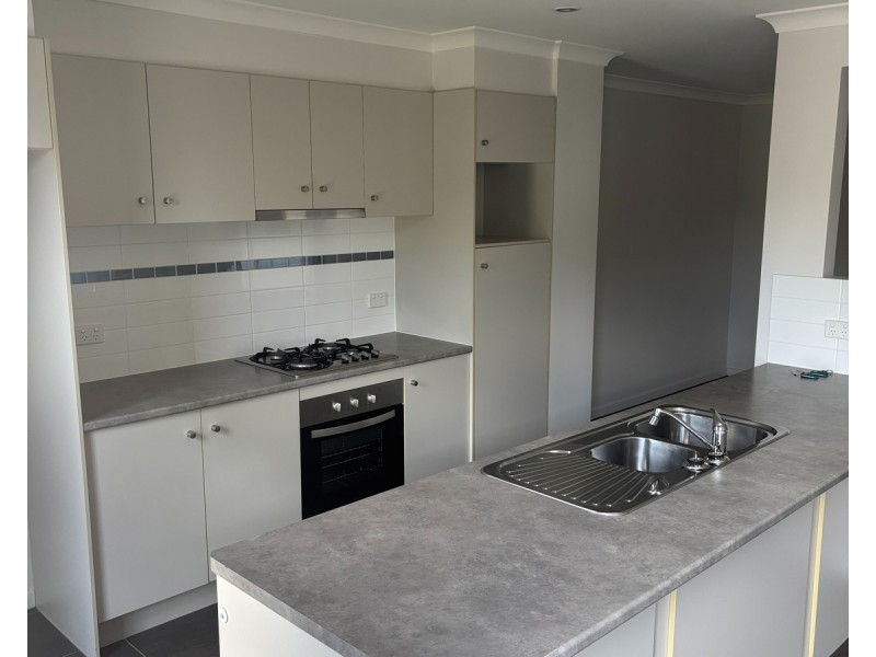 2/6 Tuxworth Place, Pimpama QLD 4209