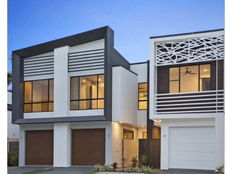 8/74 Hillview Parade, Ashmore QLD 4214