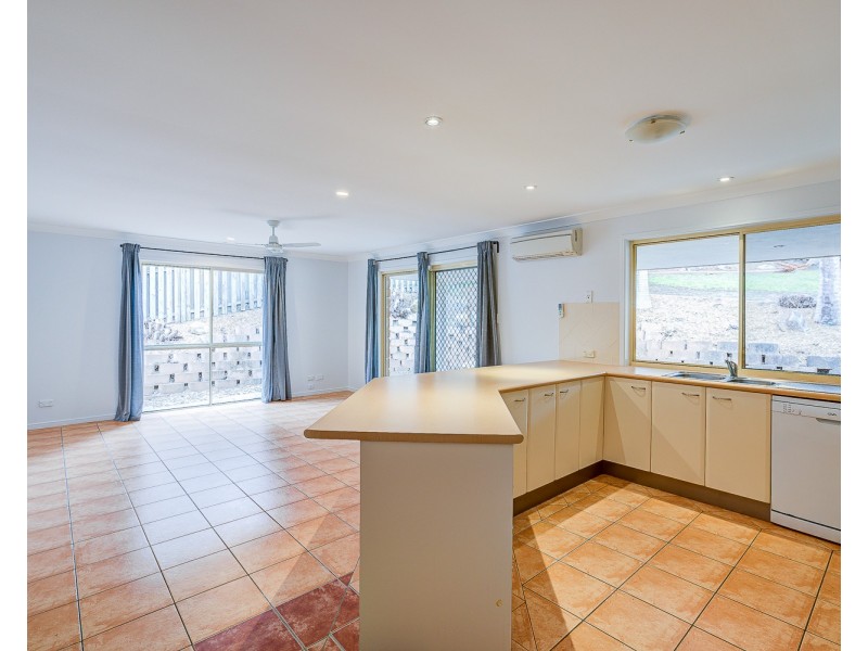 34 Papara Street, Pacific Pines QLD 4211