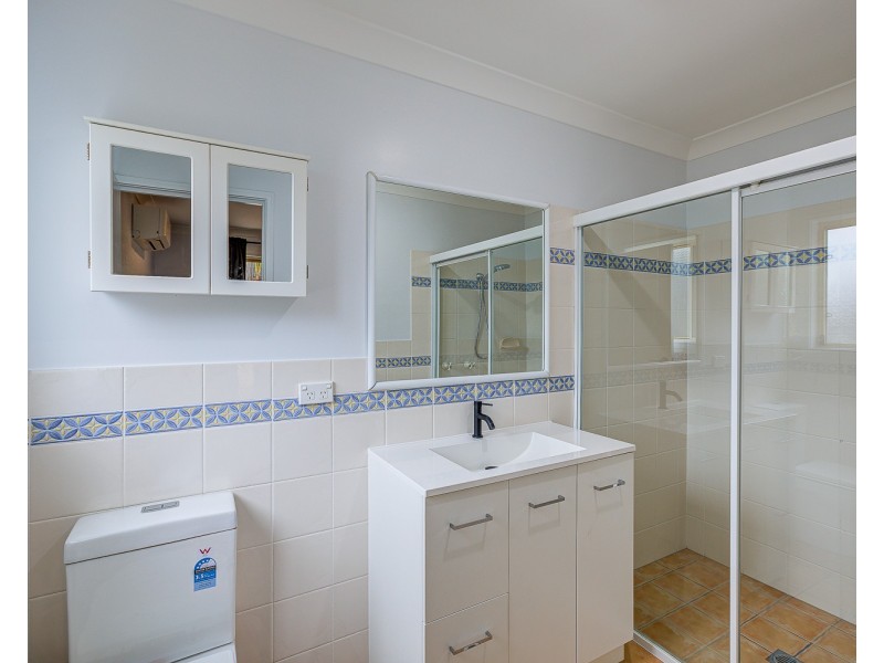 34 Papara Street, Pacific Pines QLD 4211