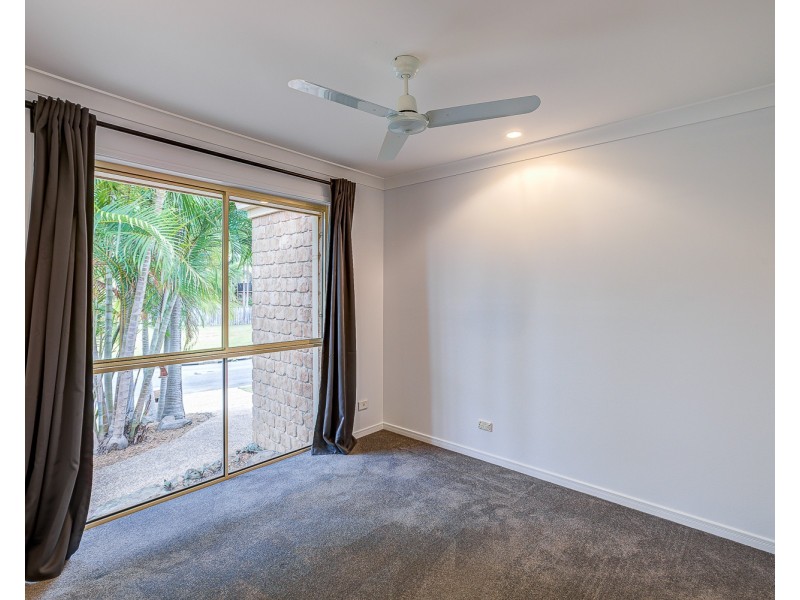 34 Papara Street, Pacific Pines QLD 4211