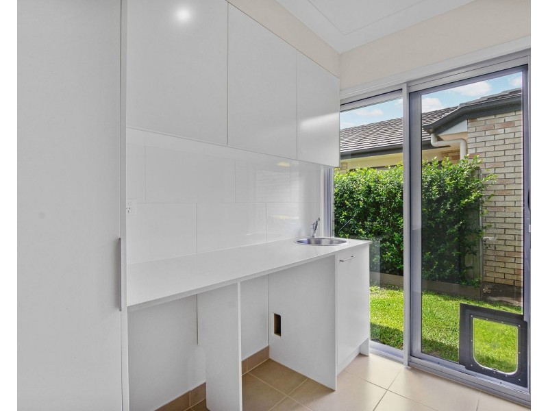 12 Woocoo Close, Pimpama QLD 4209