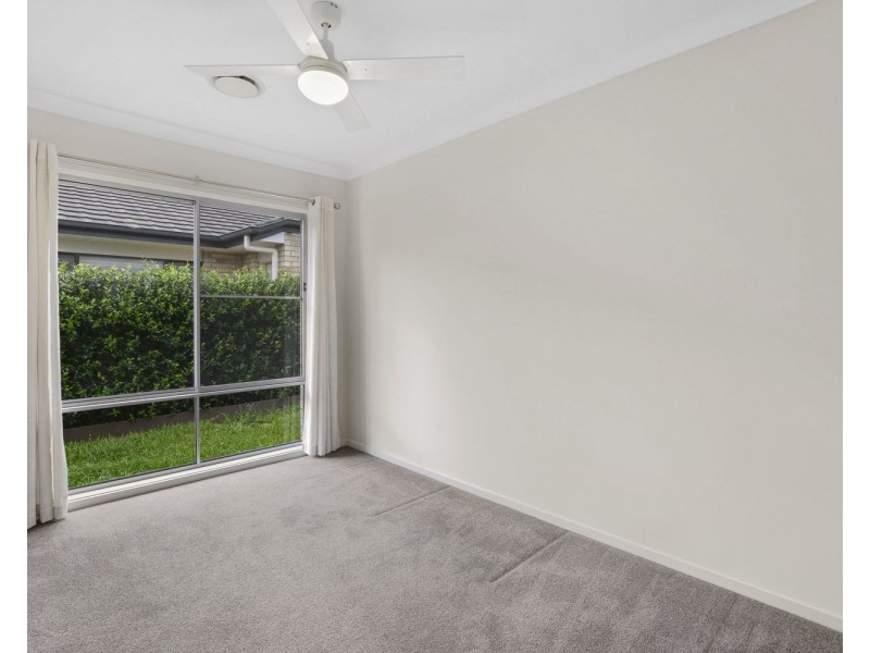 12 Woocoo Close, Pimpama QLD 4209