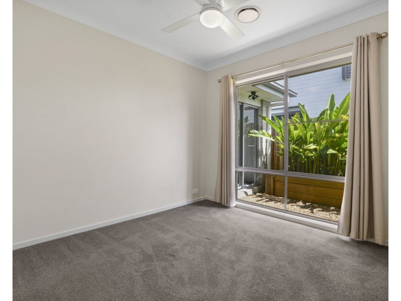 12 Woocoo Close, Pimpama QLD 4209