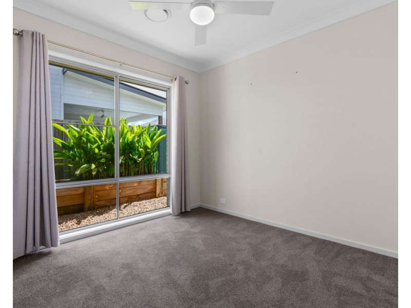 12 Woocoo Close, Pimpama QLD 4209