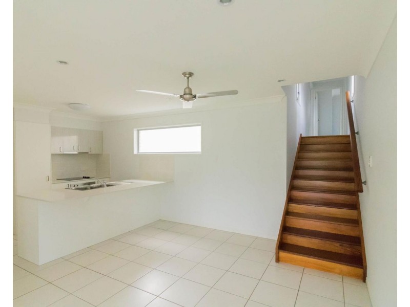15 Damian Leeding Way, Upper Coomera QLD 4209