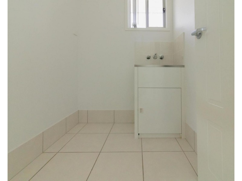 15 Damian Leeding Way, Upper Coomera QLD 4209