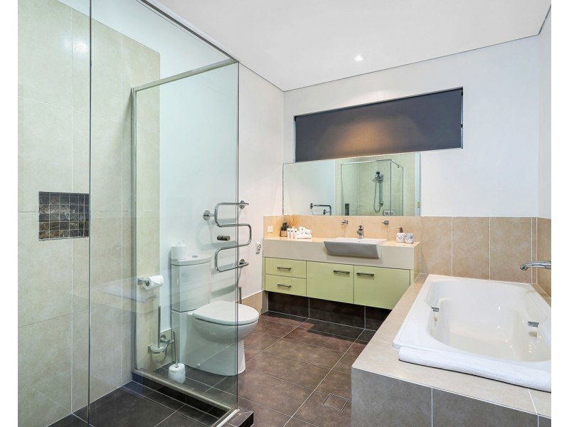 205 Beechmont Road, Advancetown QLD 4211