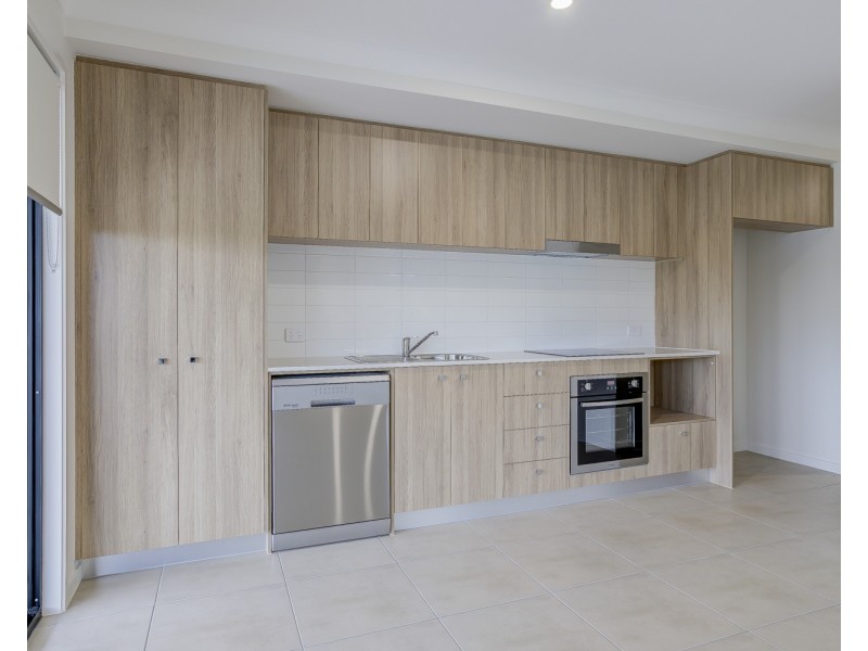 2/44 Richenda Street, Ormeau Hills QLD 4208