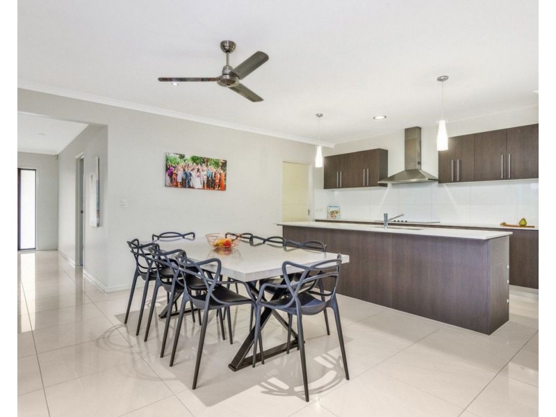 118 River Run Circuit, Ormeau Hills QLD 4208