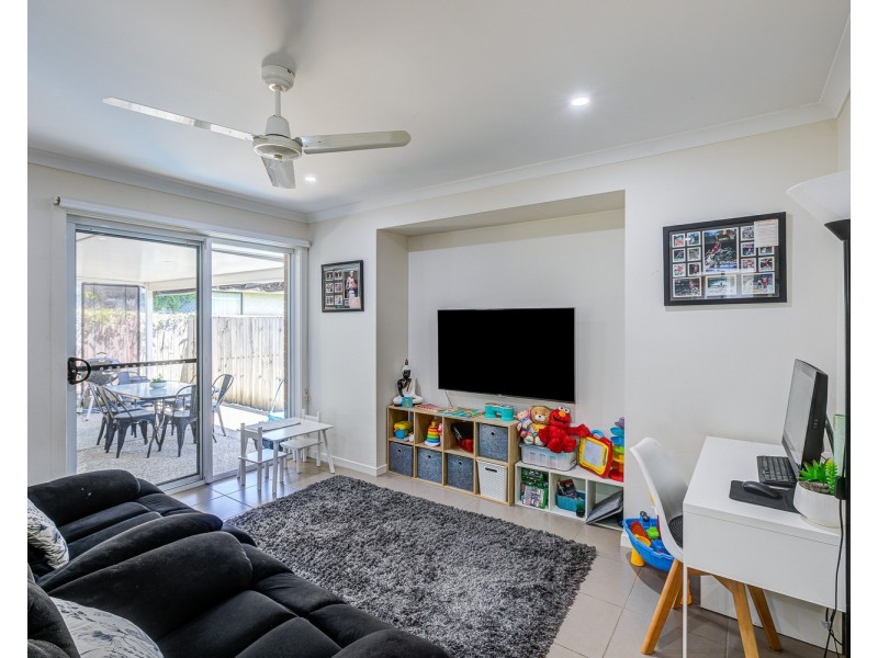 2/6 Scobie Street, Willow Vale QLD 4209