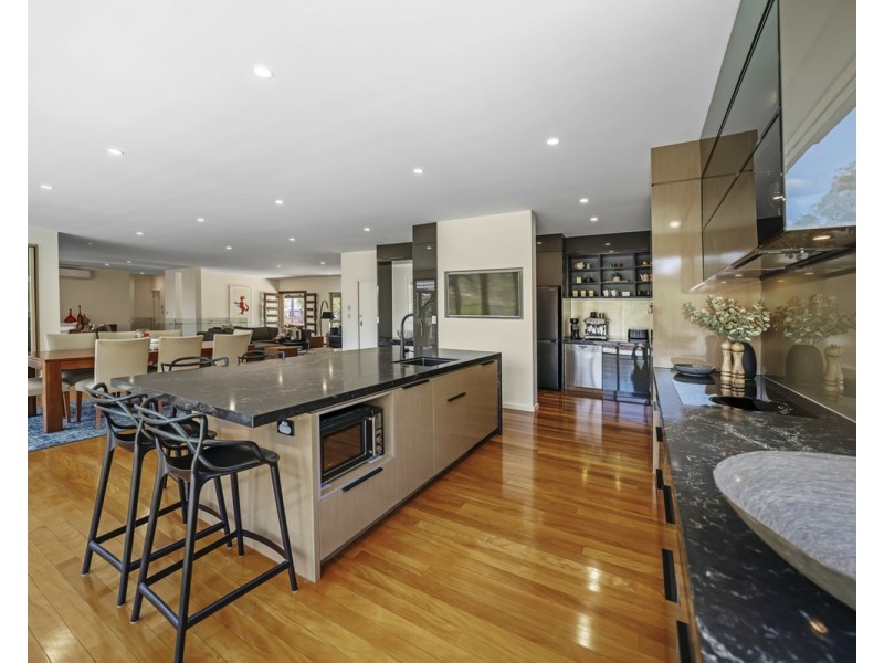 25 Quambone Street, Worongary QLD 4213