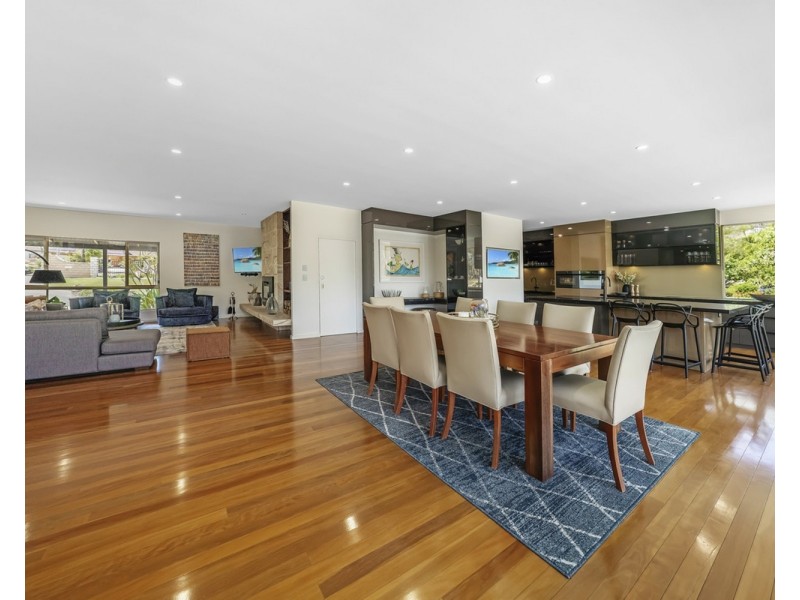 25 Quambone Street, Worongary QLD 4213