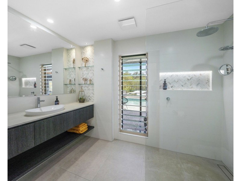 25 Quambone Street, Worongary QLD 4213