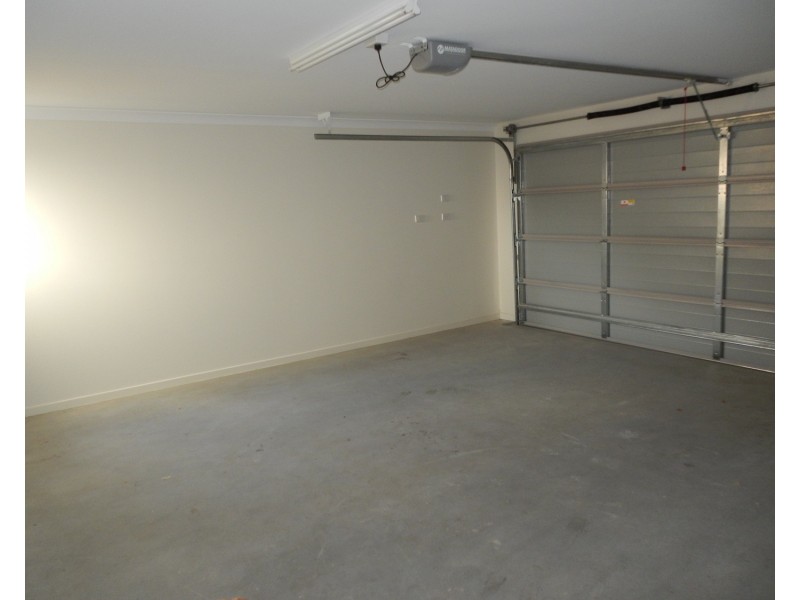 9 Cottrell Drive, Pimpama QLD 4209