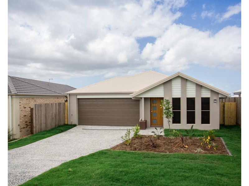 30 Woodrose Circuit, Pimpama QLD 4209
