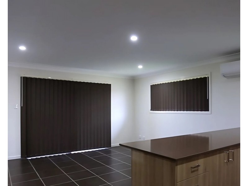 30 Woodrose Circuit, Pimpama QLD 4209