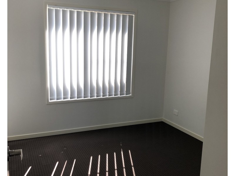 11 Graham Street, Pimpama QLD 4209