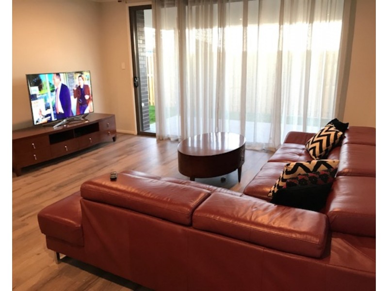 9 Kumbatine Street, Pimpama QLD 4209