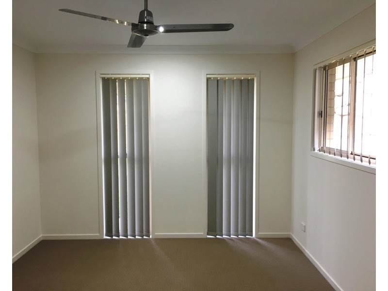 77 Woodrose Circuit, Pimpama QLD 4209