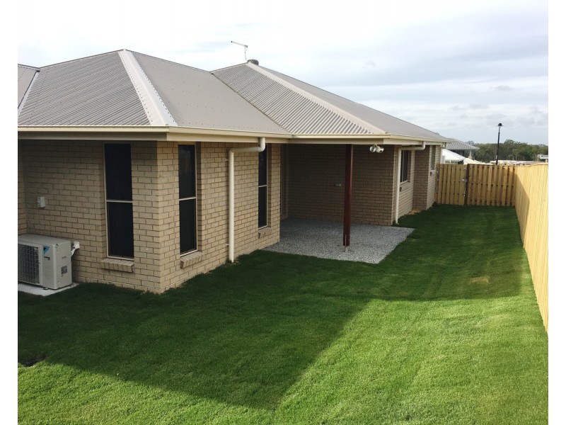 77 Woodrose Circuit, Pimpama QLD 4209
