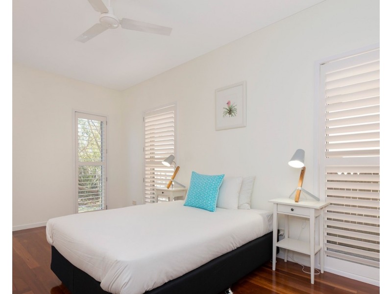 44 Dutton Street, Hawthorne QLD 4171