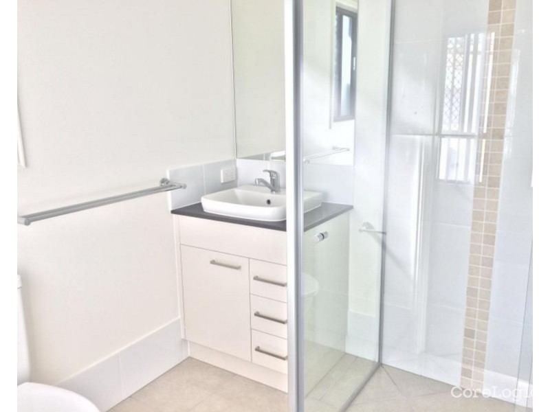 24 Sunwood Crescent, Maudsland QLD 4210