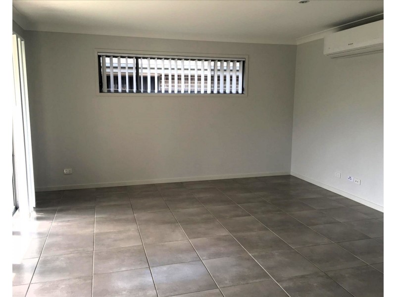 17 hillsborough Place, Pimpama QLD 4209