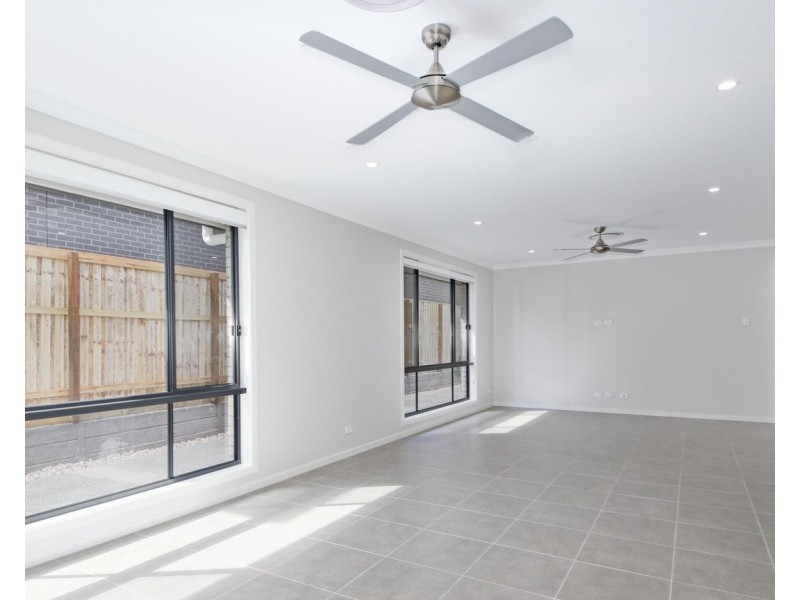 20 Bamboo Road, Greenbank QLD 4124