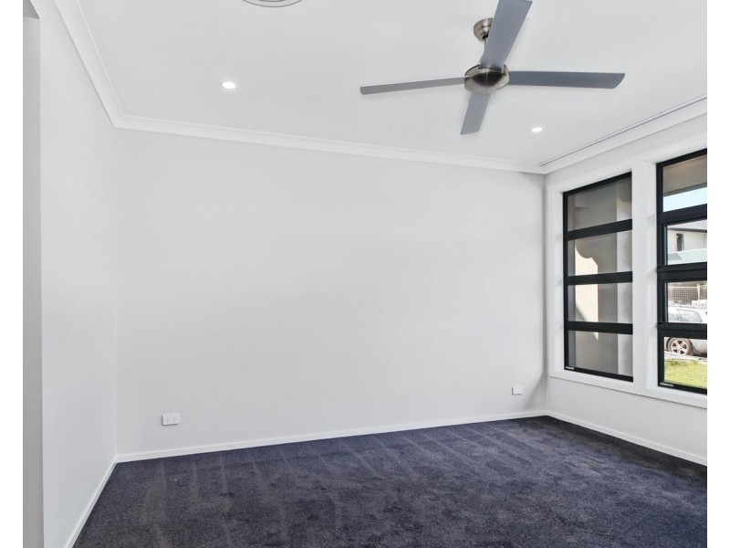 20 Bamboo Road, Greenbank QLD 4124