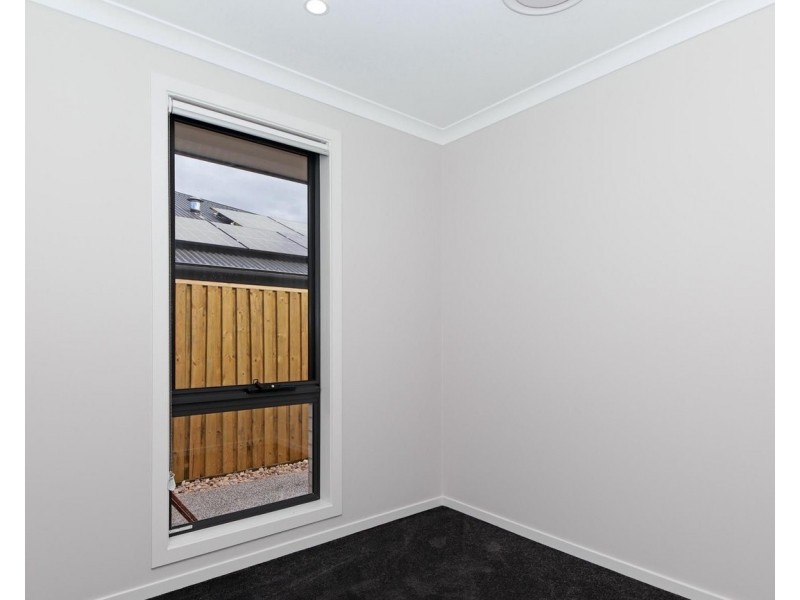 20 Bamboo Road, Greenbank QLD 4124