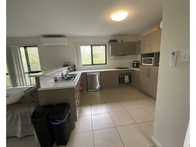 2/10 Carmen Court, Oxenford QLD 4210