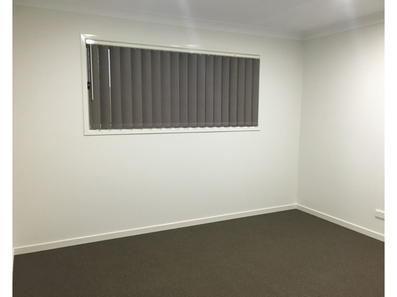 40 Percy Earl Crescent, Pimpama QLD 4209