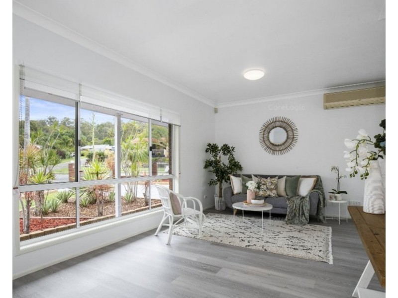 2 Loxton Court, Helensvale QLD 4212