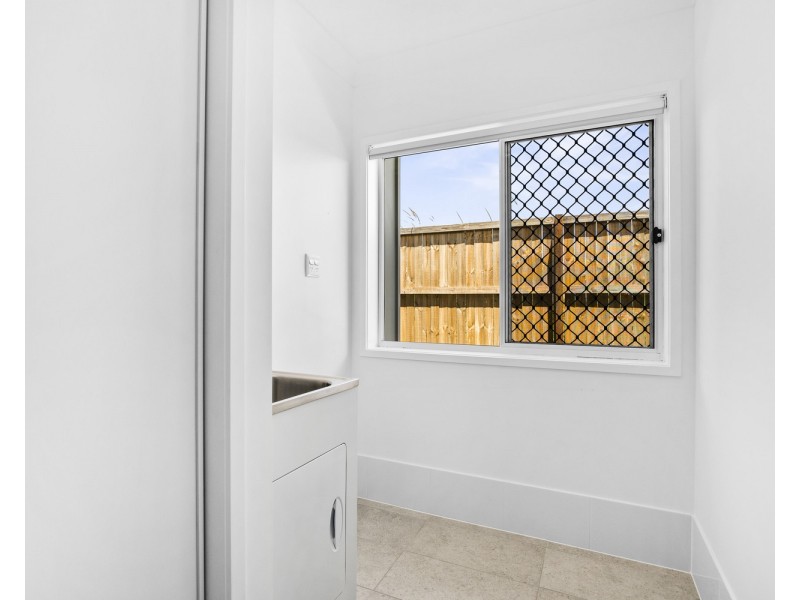 3B Alexander Place, Gleneagle QLD 4285