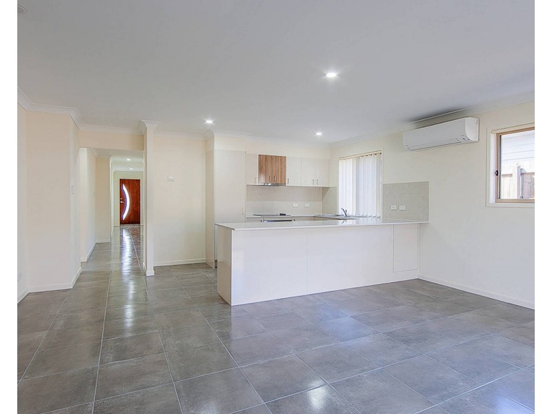 22 Dysart Drive, Holmview QLD 4207