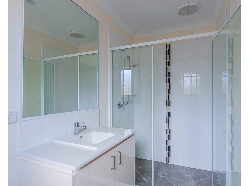 22 Dysart Drive, Holmview QLD 4207