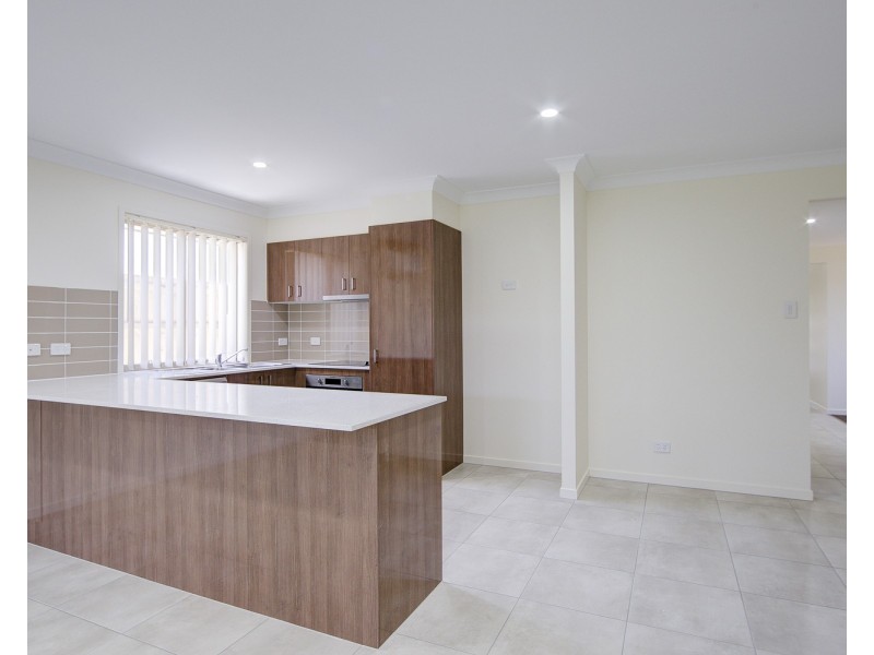 12 Sapporo Court, Bahrs Scrub QLD 4207