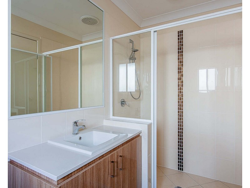 31 Clermont Street, Holmview QLD 4207