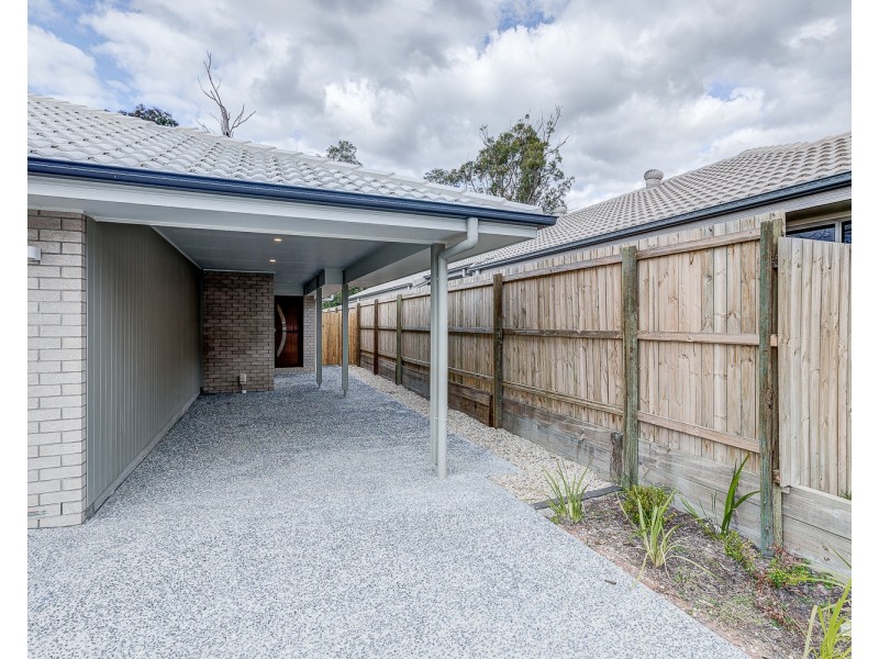 2/19 Brooklyn Close, Park Ridge QLD 4125