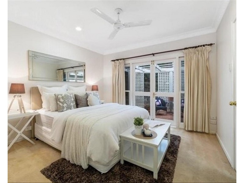 39 Dopson Street, Taringa QLD 4068