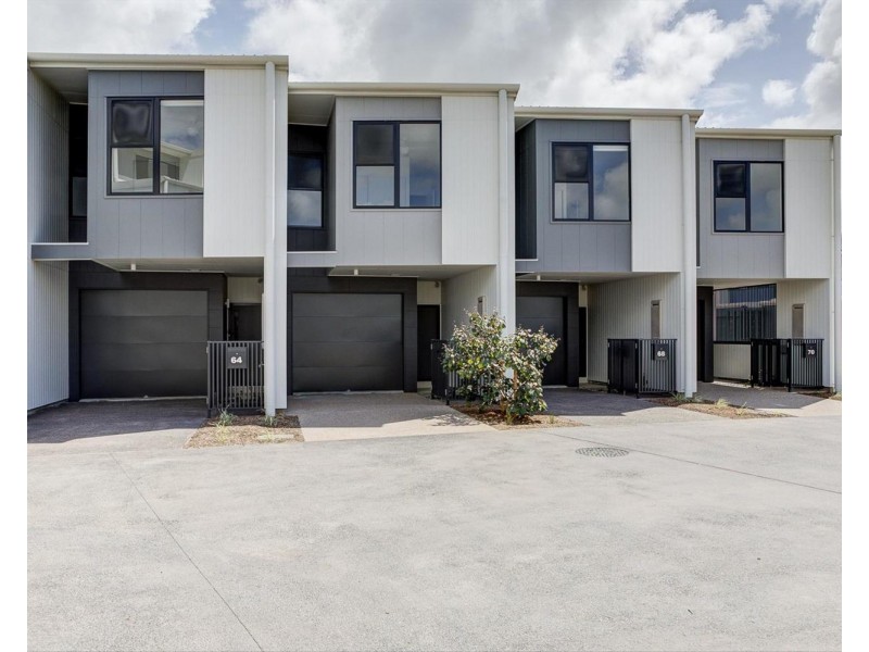 66 Promenade Circuit, Hope Island QLD 4212